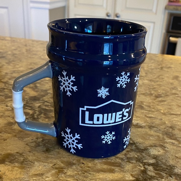 Lowe’s Blue Snowflake Mug - Picture 3 of 6